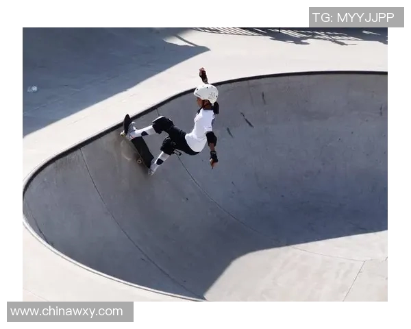 上海滑板队进攻战术解析与滑板文化的深度融合探讨 上海滑板队进攻战术解析与滑板文化的深度融合探讨