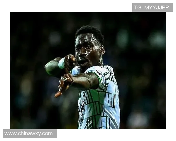 足球明星绿头发的背后故事与他在赛场上的精彩表现 足球明星绿头发的背后故事与他在赛场上的精彩表现